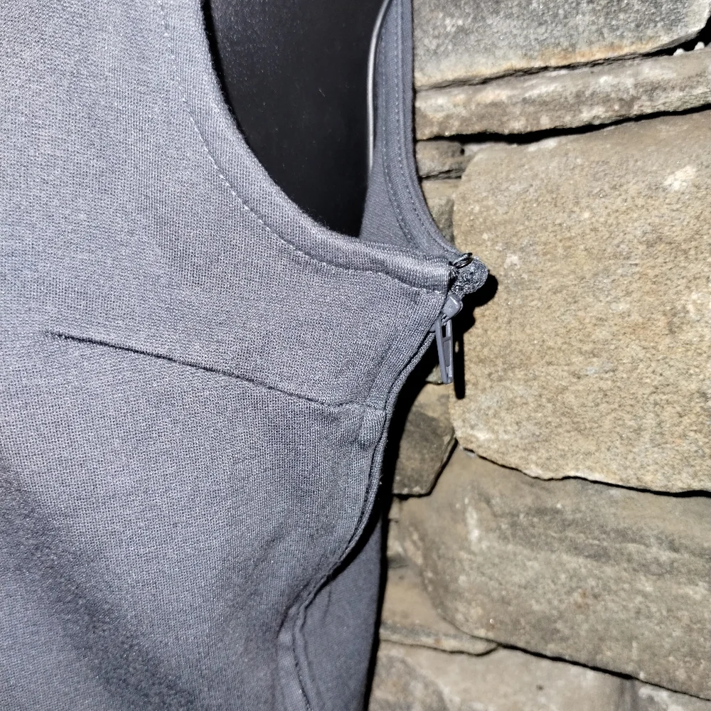 Modcloth gray aline Sleeveless dress with black scalloped collar,  size s - Picture 5 of 9